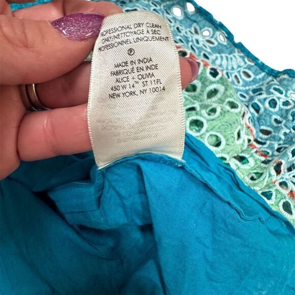 EUC Alice + Olivia Women's Multicolor Striped Mini Skirt Blue Size 12 - Picture 5 of 5